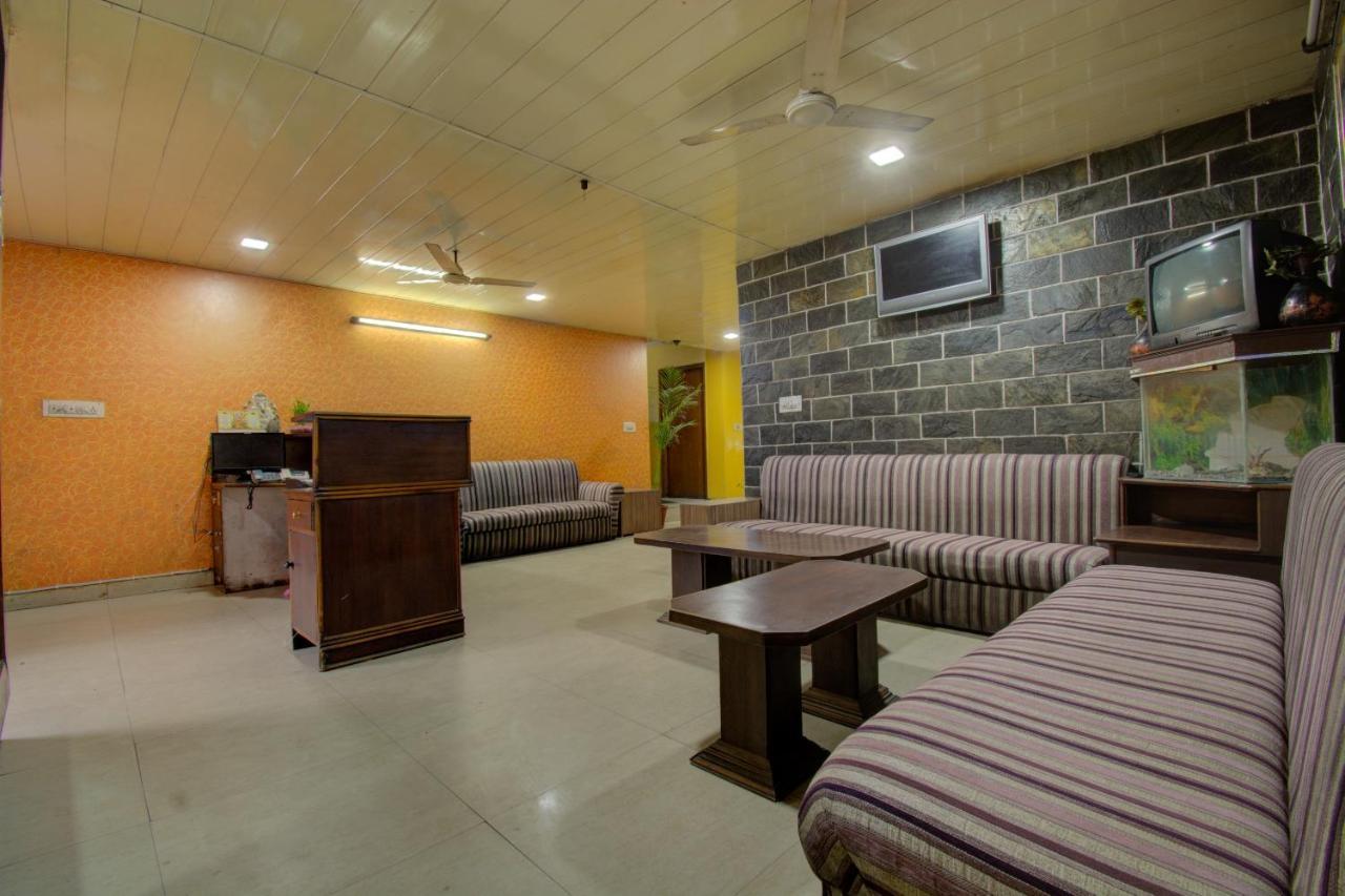 OYO 16002 Hotel Shaan Jaipur Buitenkant foto